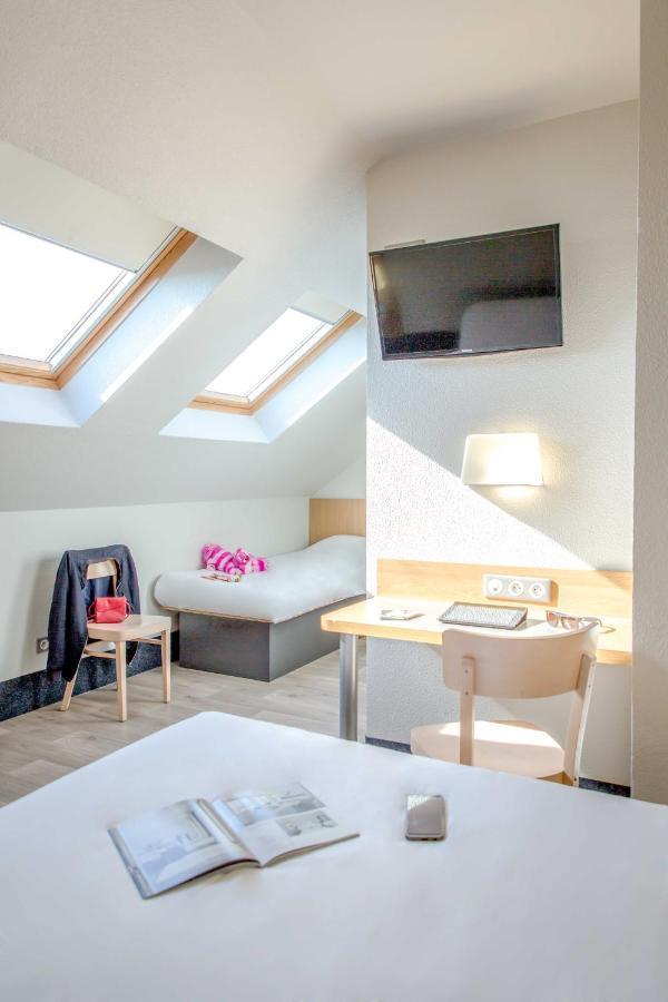 B&B HOTEL PERPIGNAN Nord Aéroport Extérieur photo